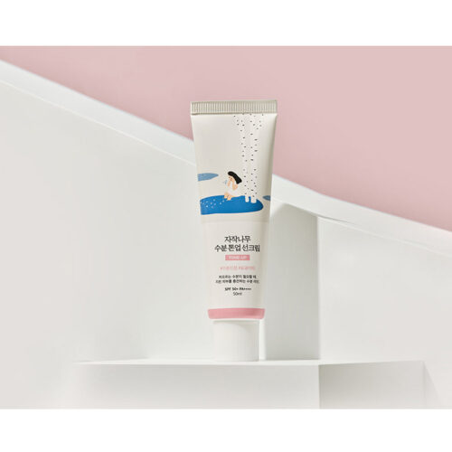 Birch Juice Moisturizing Tone-Up Sun Screen (SPF 50+,PA++++) - Imagen 3